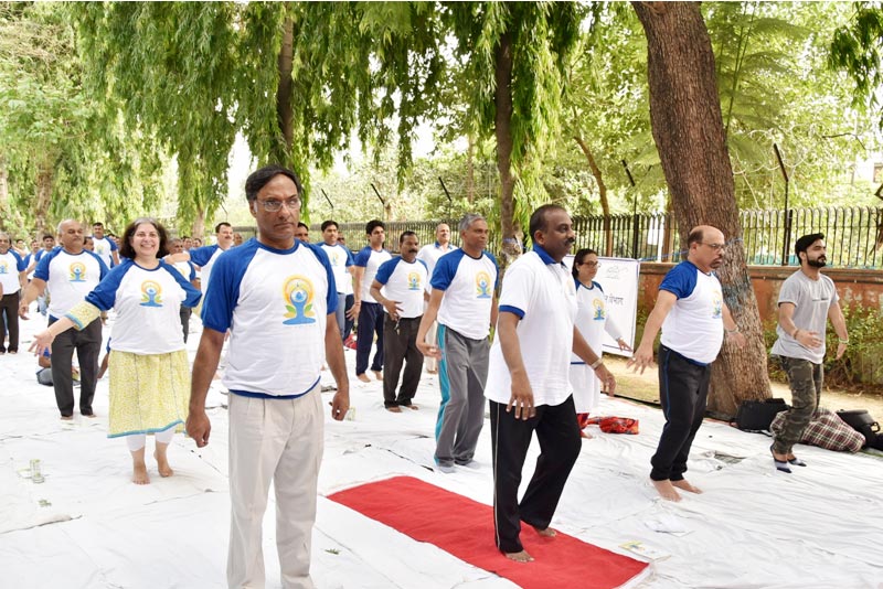 SECRETARY, DST DOING EXERCISE DURING HAPPINESS PROGRAMME ON 21ST JUNE, 2018 AT DST PREMISES